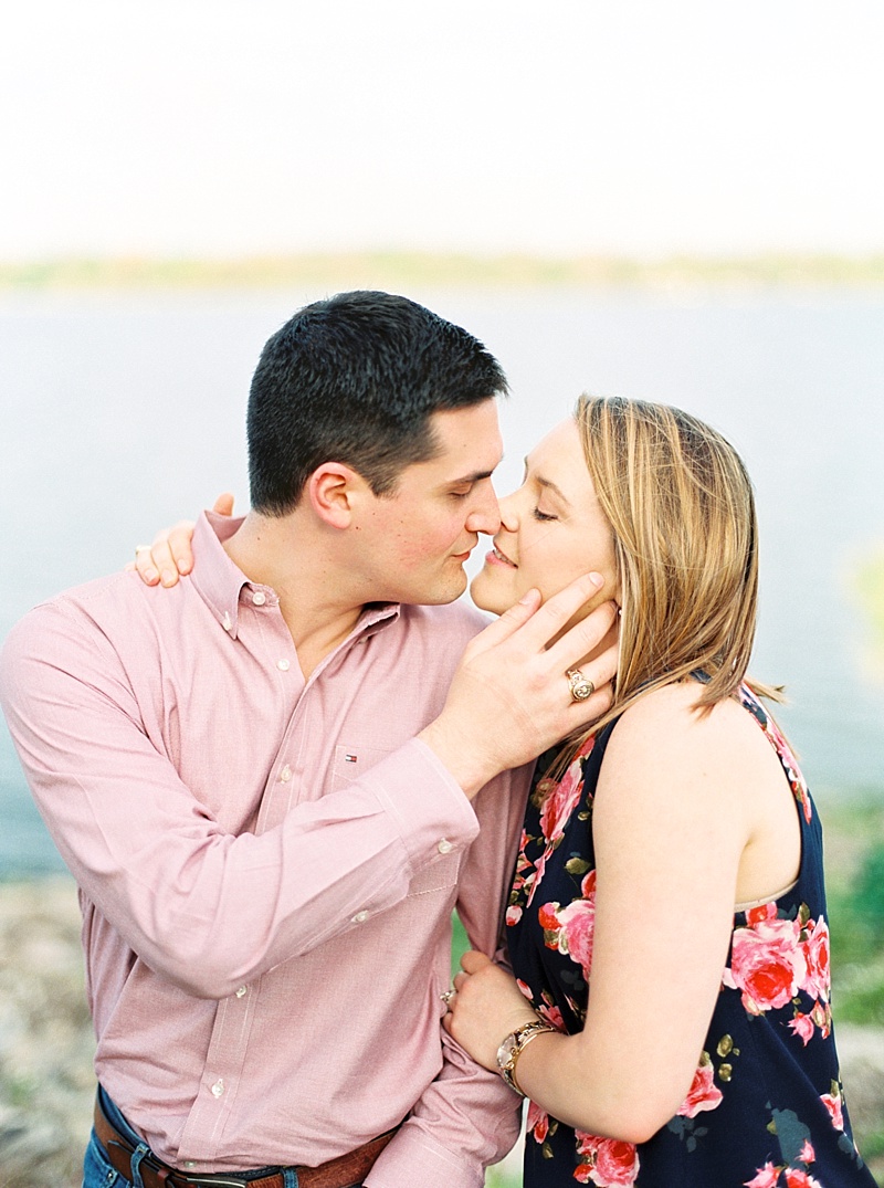 Callie Manion Photography_Dreamy Seaside Sailboat Engagement Session_0007.jpg