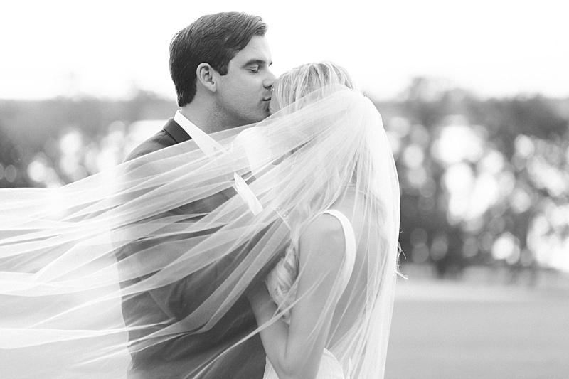 Callie Manion Photography_Tropical Dallas Arboretum Wedding_0001.jpg