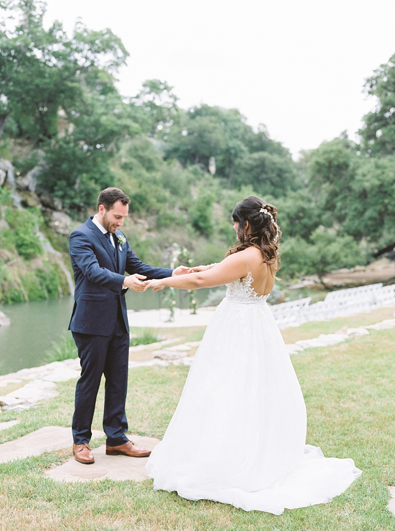 Austin, Texas Fine Art Wedding Photographer, Desert Wedding, Cactus Wedding, Dallas Wedding Photographer, Pastel Spring Wedding | Callie Manion Photography | www.calliemanionphotography.com