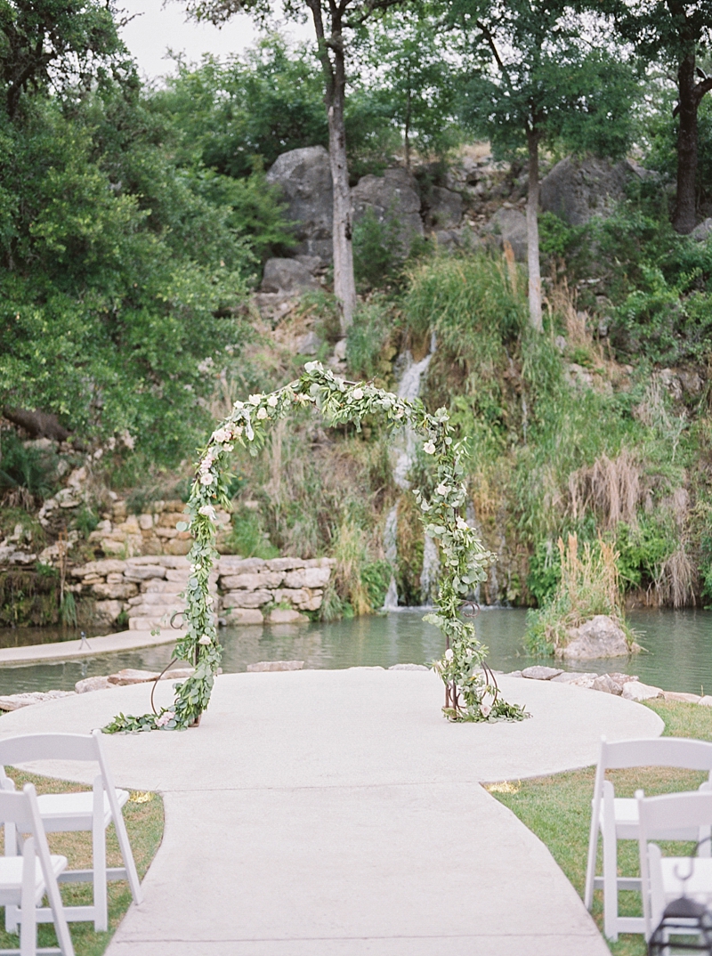 Austin, Texas Fine Art Wedding Photographer, Desert Wedding, Cactus Wedding, Dallas Wedding Photographer, Pastel Spring Wedding | Callie Manion Photography | www.calliemanionphotography.com