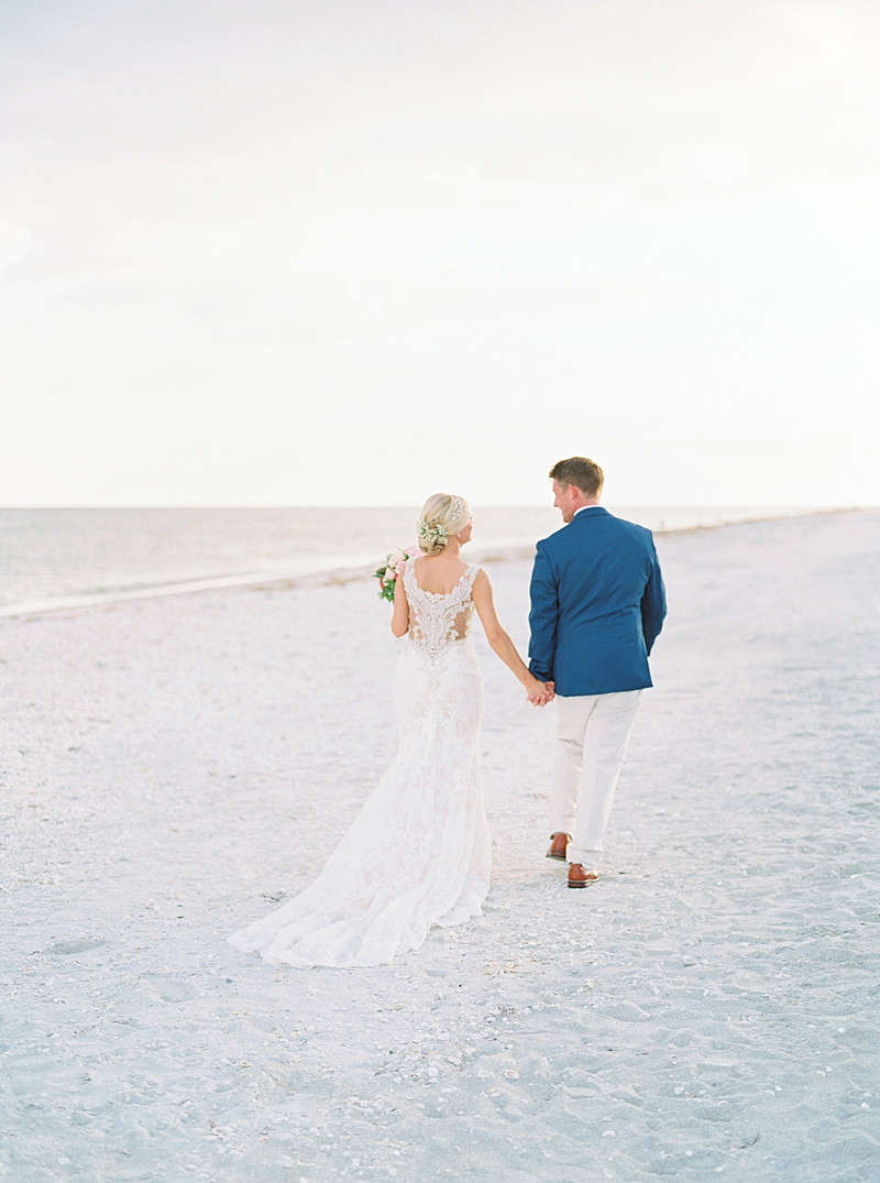 Destination Beach Wedding Florida Photographer, Sanibel Island, Captiva Island Wedding || Callie Manion Photography || www.calliemanionphotography.com