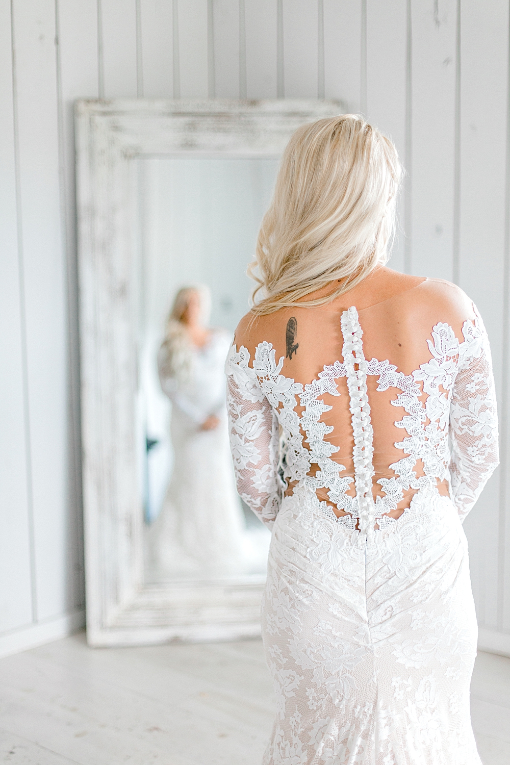 Dallas, Texas Fine Art Film Wedding Photographer; The White Sparrow Barn Wedding || Callie Manion Photography; www.calliemanionphotography.com