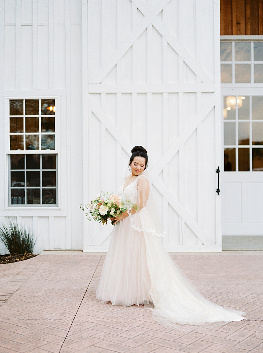 The White Sparrow Barn Dallas Wedding Venue, Dallas/Fort Worth Texas Film Fine Art Wedding Photographer, Callie Manion Photography, www.calliemanionphotography.com