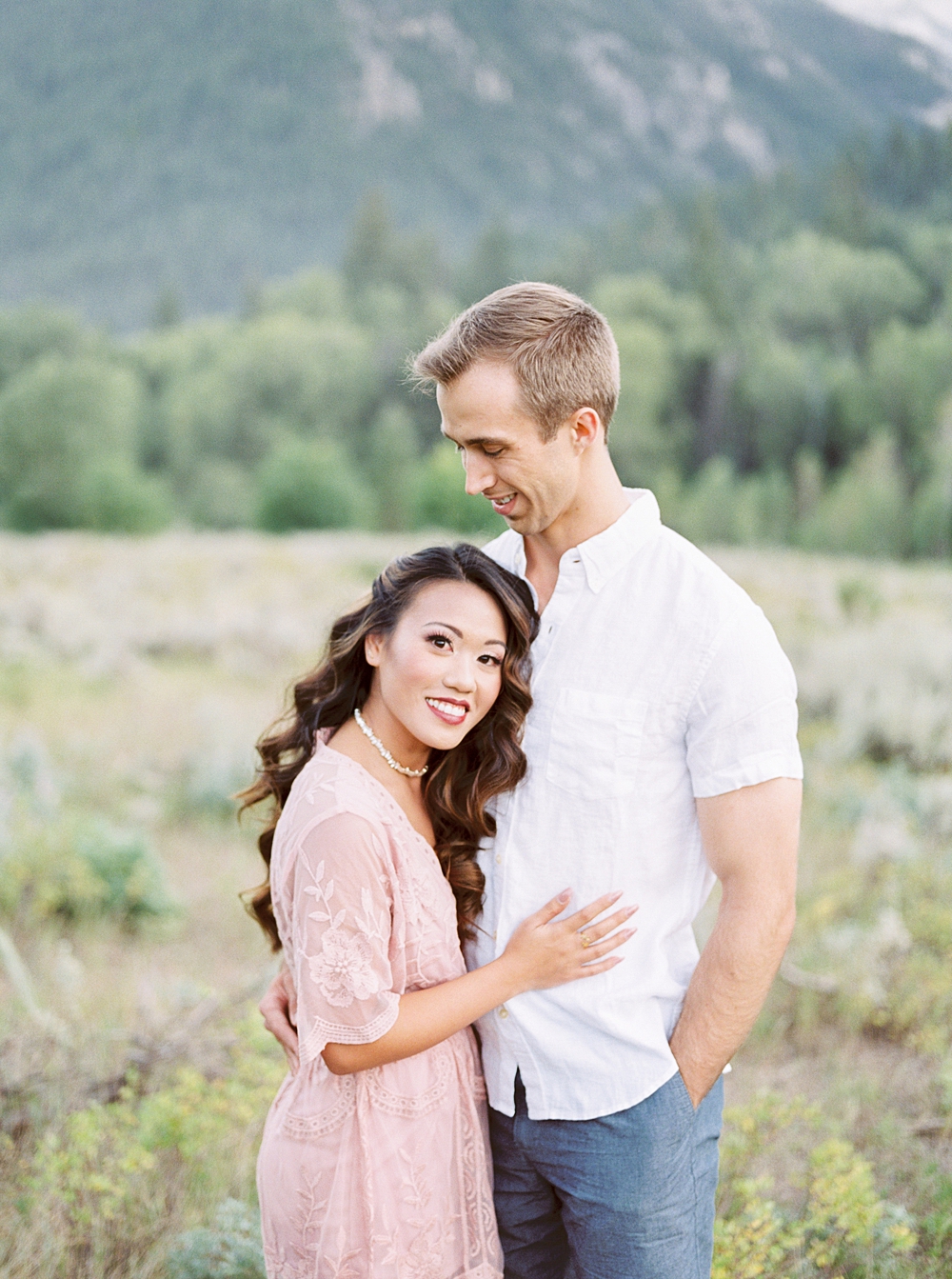 Tibble Fork Reservoir Canoe Engagement Session | Utah SLC Vail Colorado Wedding Photographer | Callie Manion Photography | www.calliemanionphotography.com