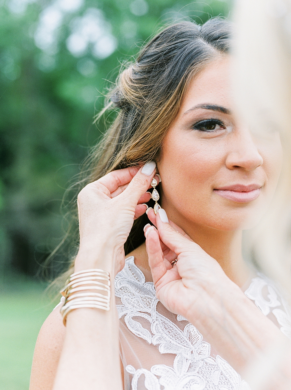 Beautiful Fine Art Bride & Groom Wedding by Film Wedding Photographer Callie Manion Photography