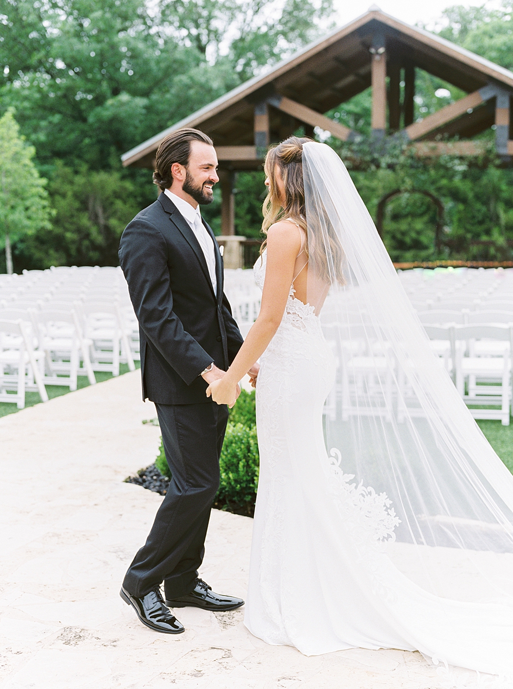 Beautiful Fine Art Bride & Groom Wedding by Film Wedding Photographer Callie Manion Photography