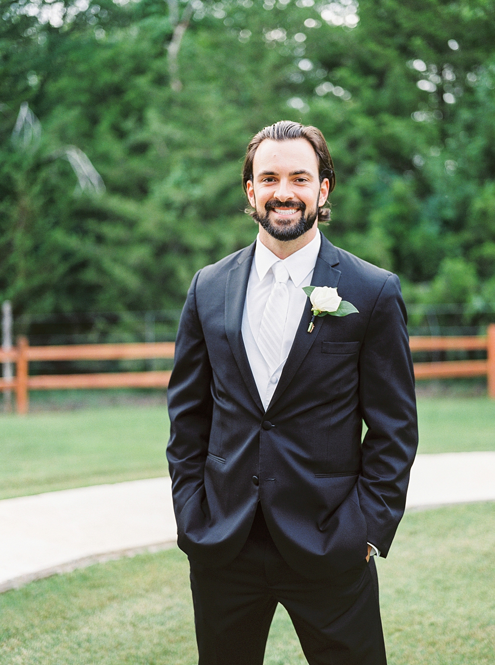 Beautiful Fine Art Bride & Groom Wedding by Film Wedding Photographer Callie Manion Photography