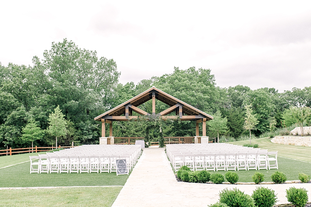 Beautiful Fine Art Bride & Groom Wedding by Film Wedding Photographer Callie Manion Photography