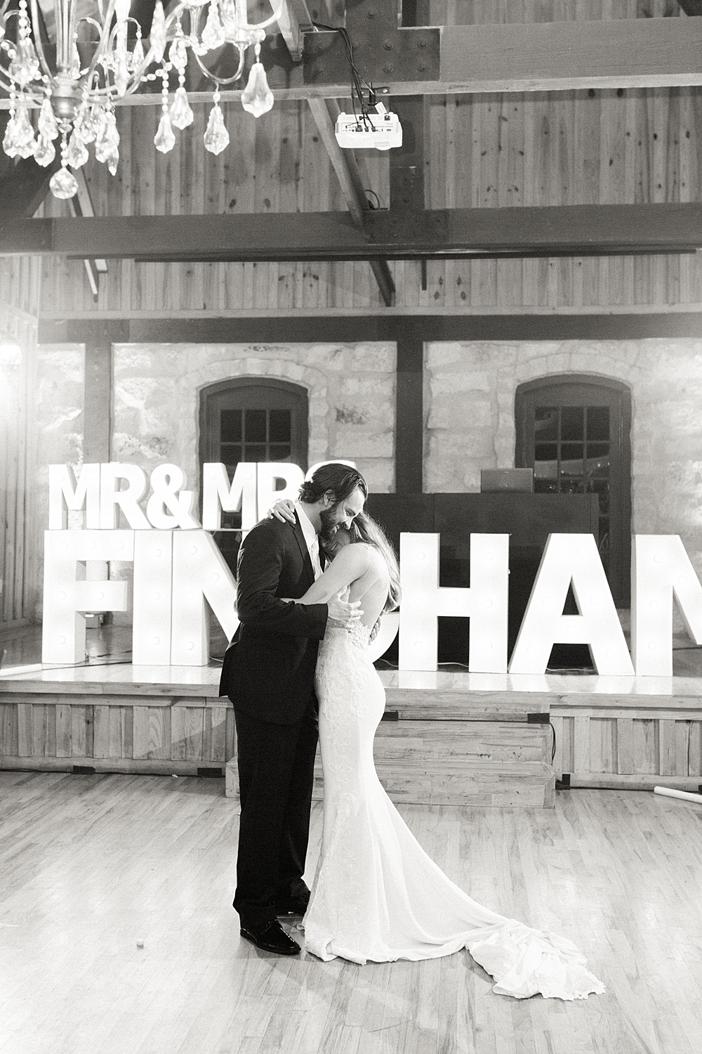 Beautiful Fine Art Bride & Groom Wedding by Film Wedding Photographer Callie Manion Photography