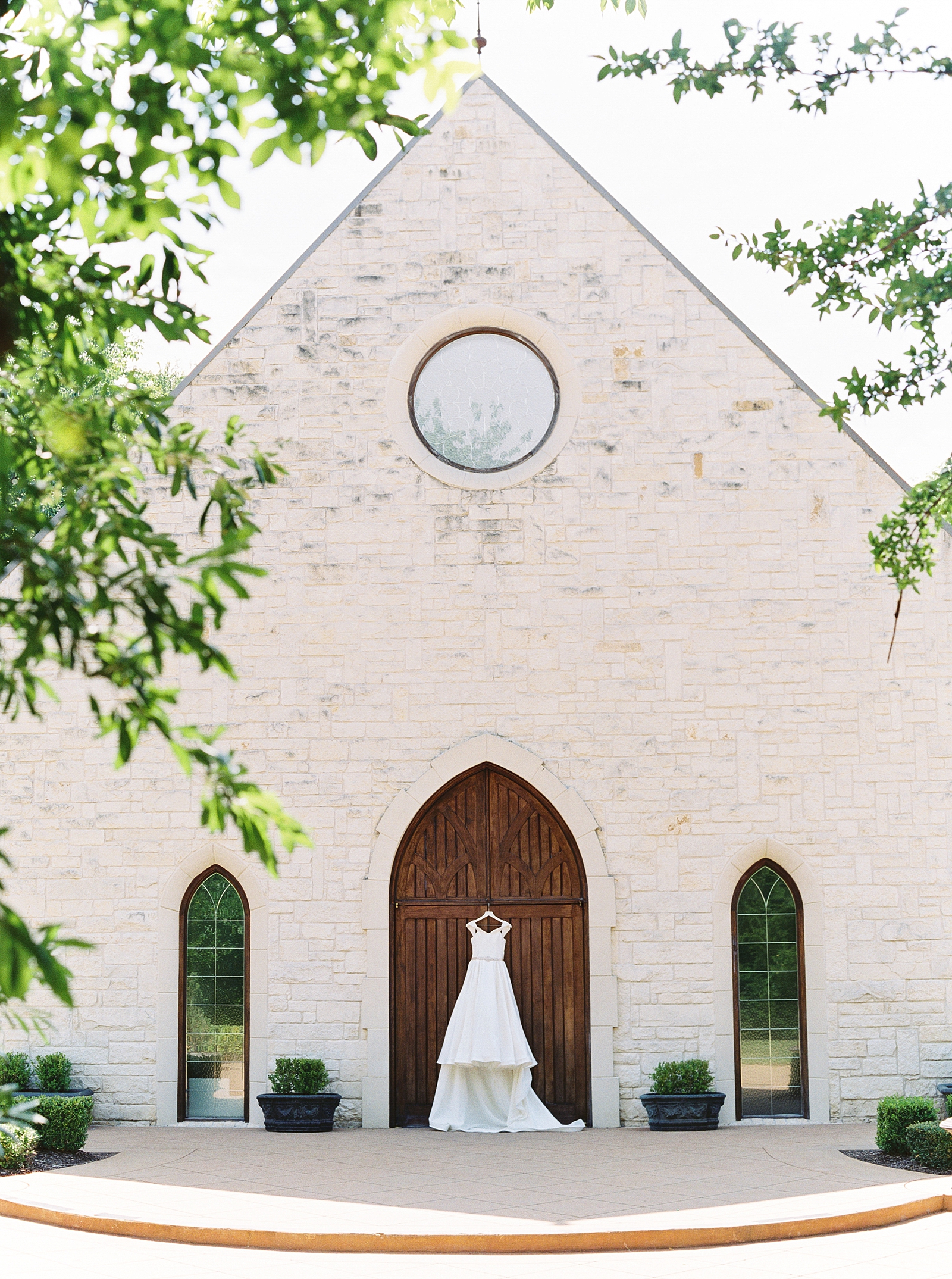 Callie Manion Photography || www.calliemanionphotography.com || Philadelphia PA Film Wedding Photographer, NYC Wedding Photographer, CT Wedding Photographer, New Jersey Weddding Photographer, New England Wedding Photographer