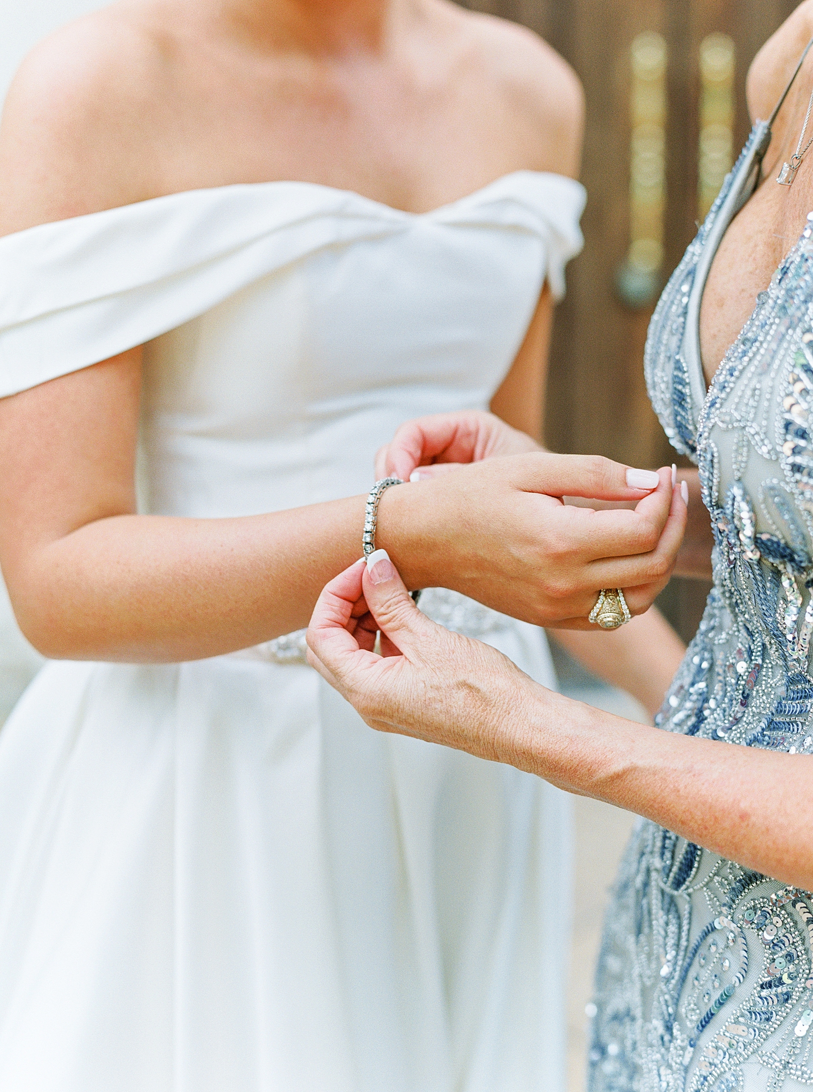 Callie Manion Photography || www.calliemanionphotography.com || Philadelphia PA Film Wedding Photographer, NYC Wedding Photographer, CT Wedding Photographer, New Jersey Weddding Photographer, New England Wedding Photographer