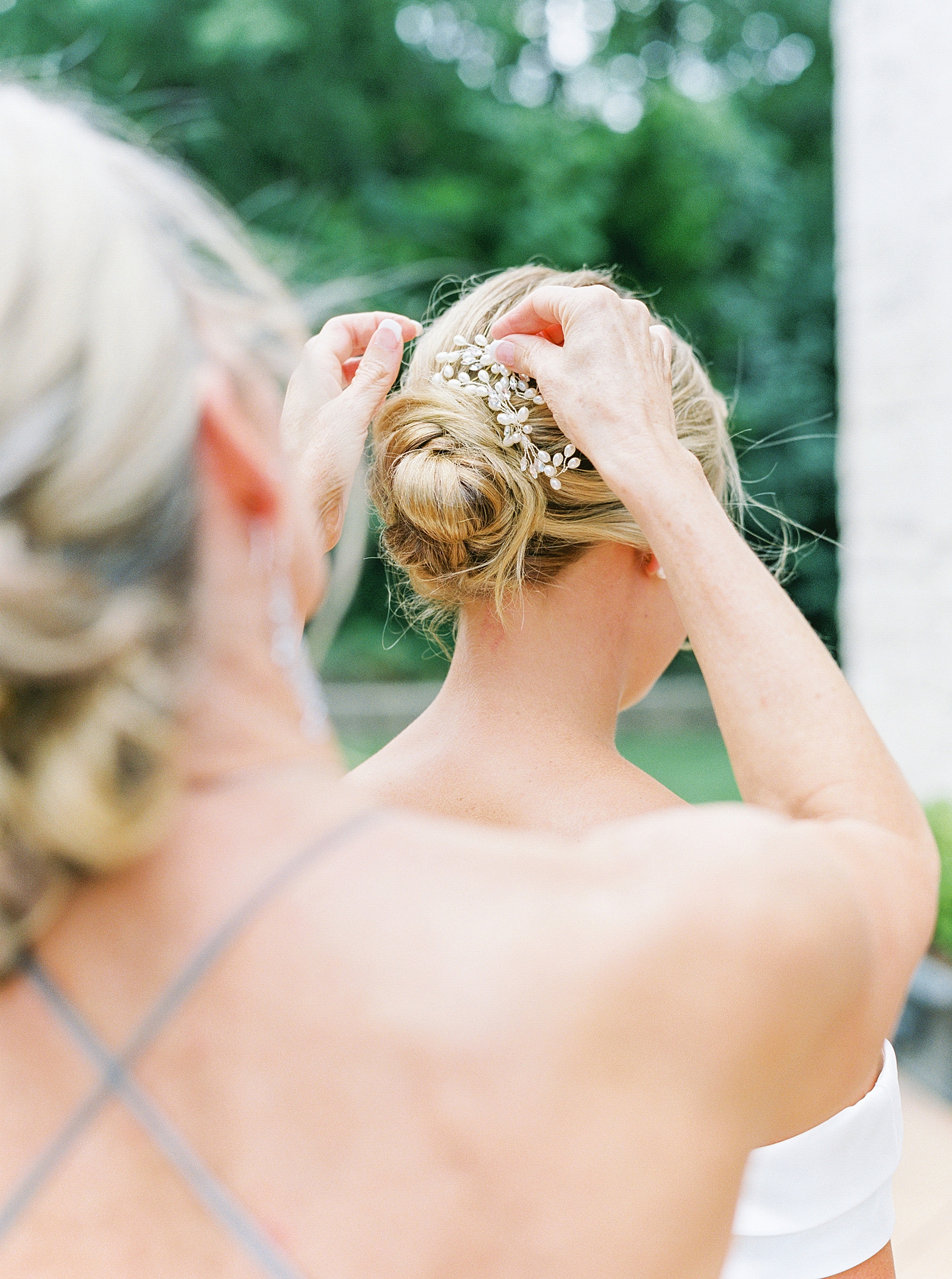 Callie Manion Photography || www.calliemanionphotography.com || Philadelphia PA Film Wedding Photographer, NYC Wedding Photographer, CT Wedding Photographer, New Jersey Weddding Photographer, New England Wedding Photographer