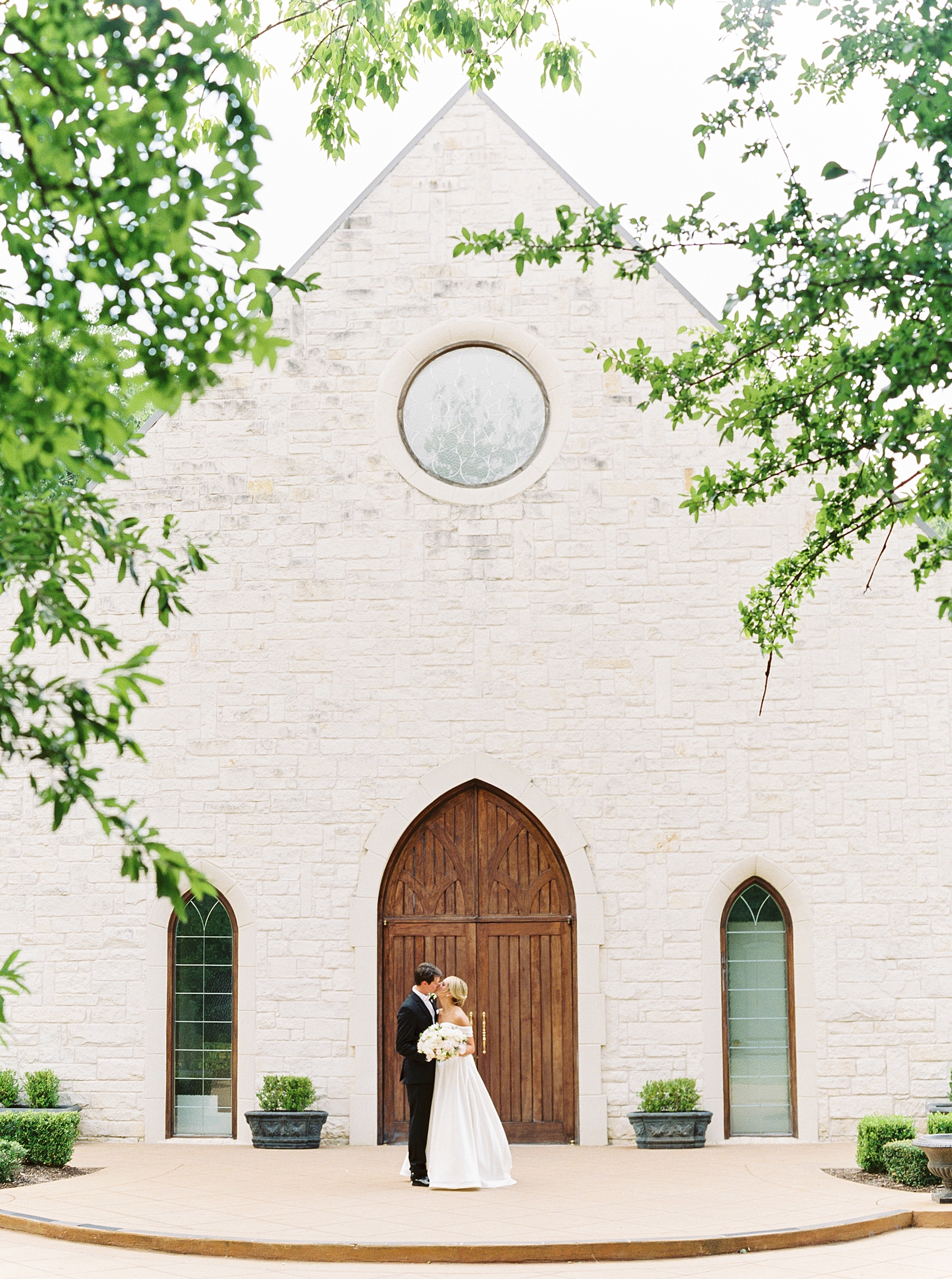 Callie Manion Photography || www.calliemanionphotography.com || Philadelphia PA Film Wedding Photographer, NYC Wedding Photographer, CT Wedding Photographer, New Jersey Weddding Photographer, New England Wedding Photographer