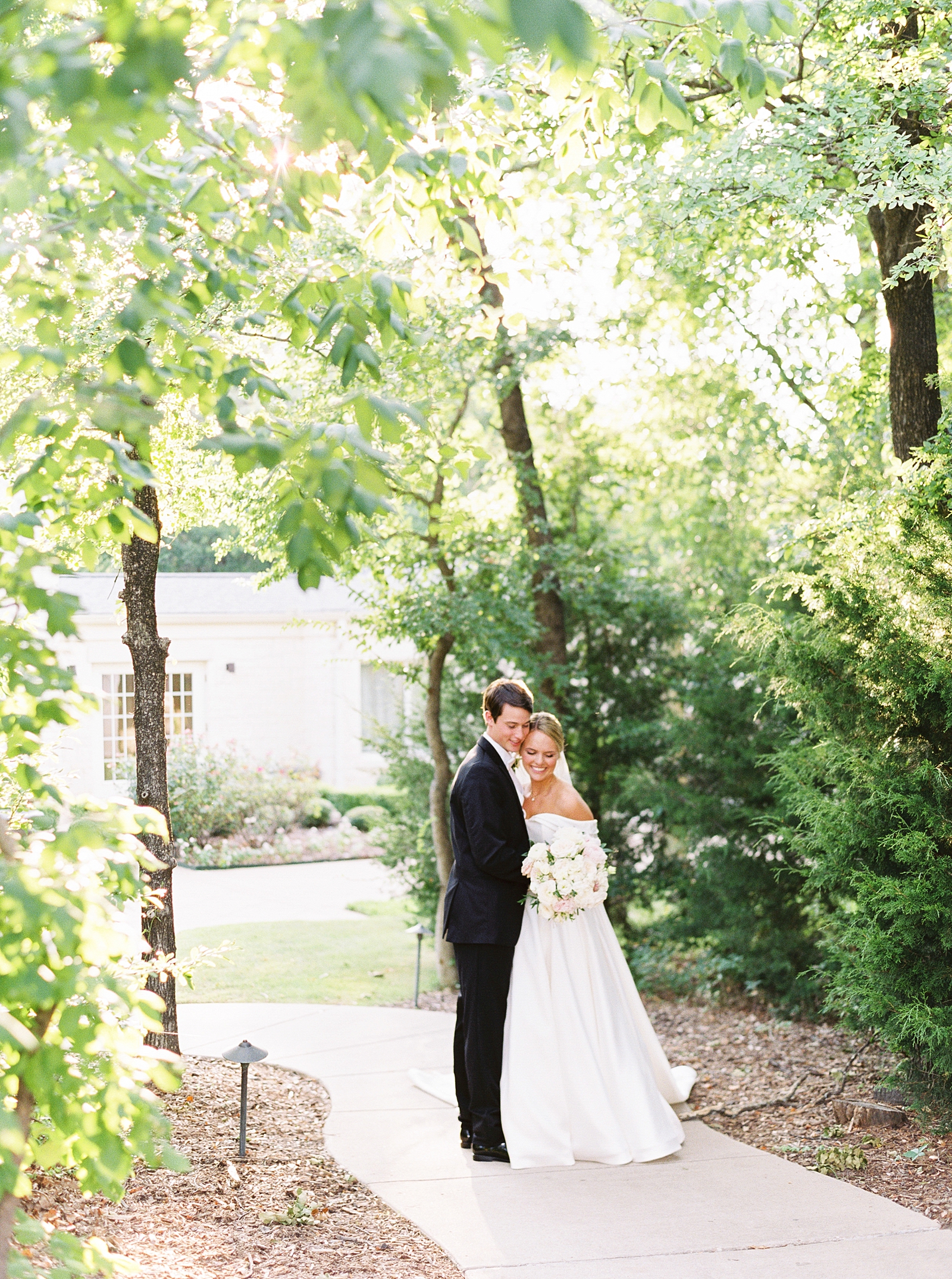 Callie Manion Photography || www.calliemanionphotography.com || Philadelphia PA Film Wedding Photographer, NYC Wedding Photographer, CT Wedding Photographer, New Jersey Weddding Photographer, New England Wedding Photographer