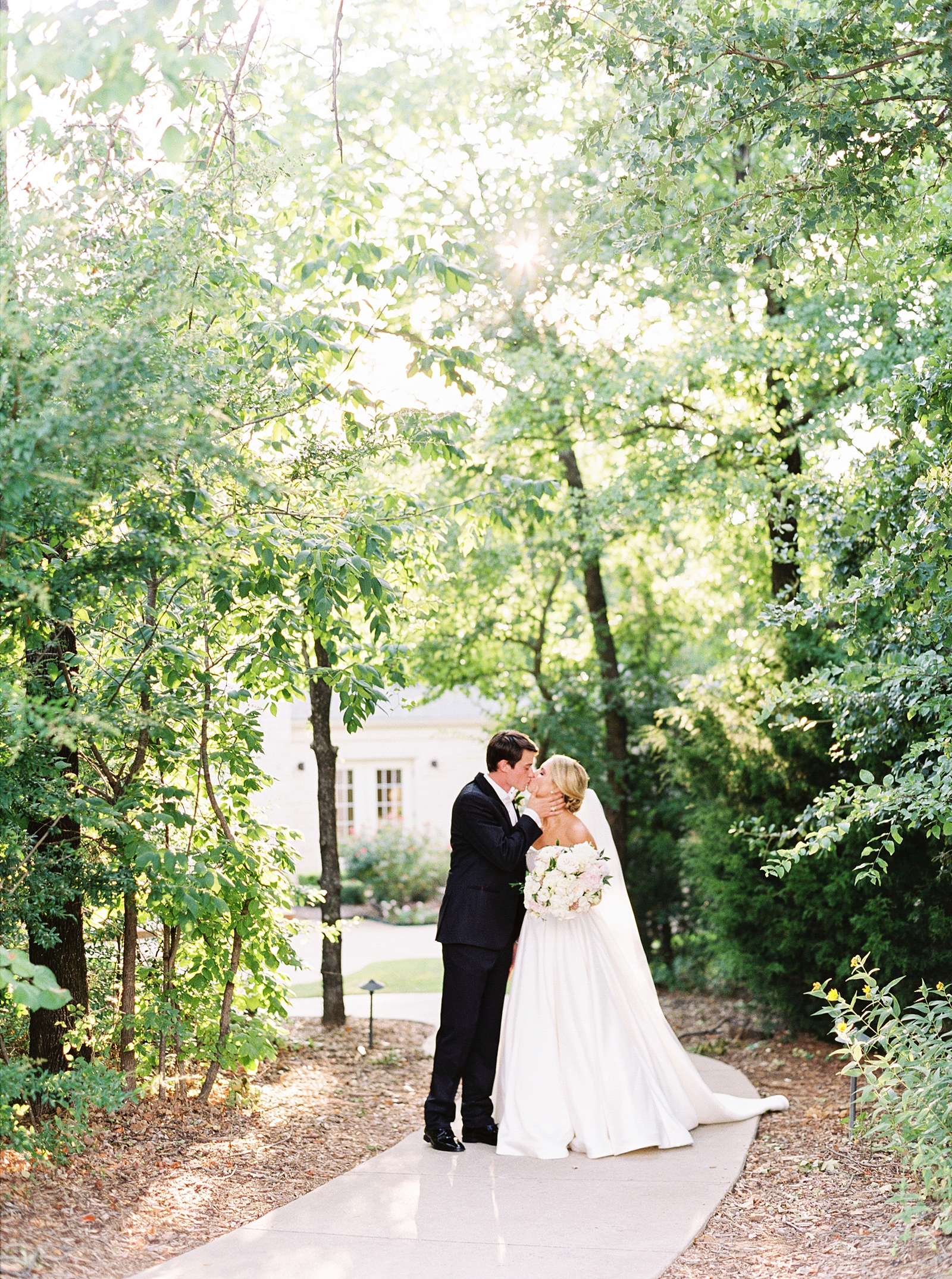Callie Manion Photography || www.calliemanionphotography.com || Philadelphia PA Film Wedding Photographer, NYC Wedding Photographer, CT Wedding Photographer, New Jersey Weddding Photographer, New England Wedding Photographer