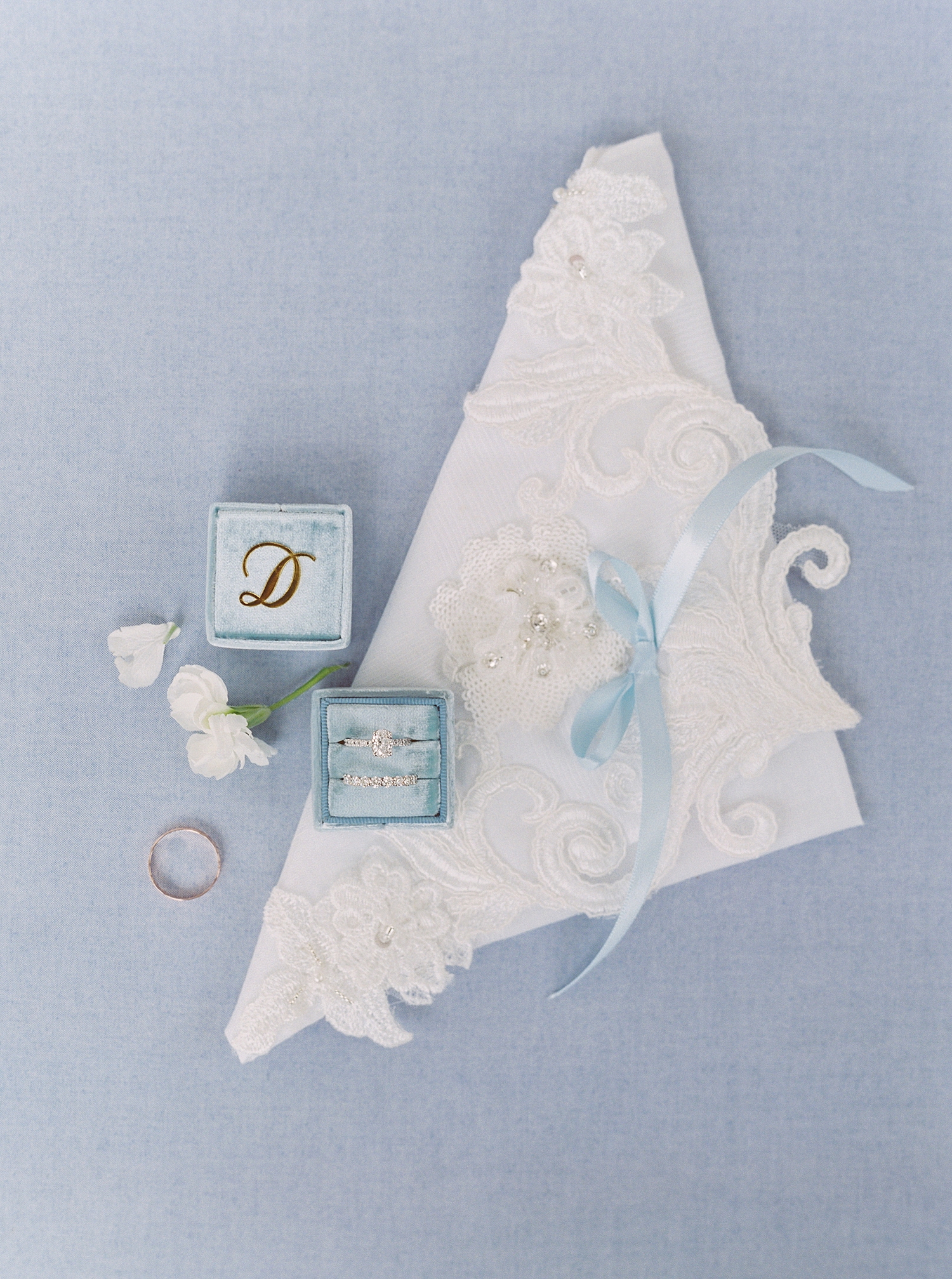 Le Chateau New York Film Wedding Photographer, Summer Garden Wedding, Callie Manion Photography, Philadelphia Wedding Photographer