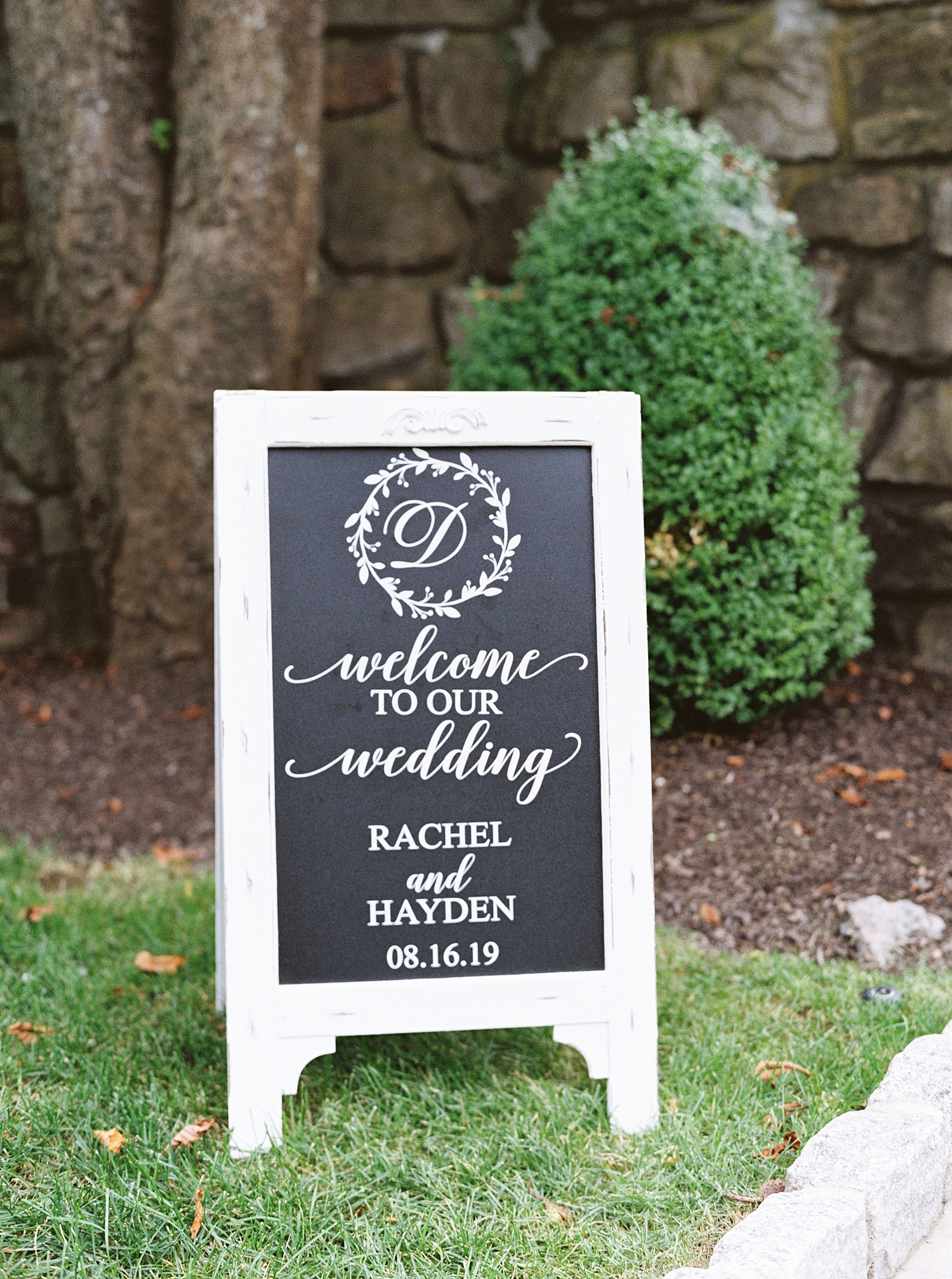 Le Chateau New York Film Wedding Photographer, Summer Garden Wedding, Callie Manion Photography, Philadelphia Wedding Photographer