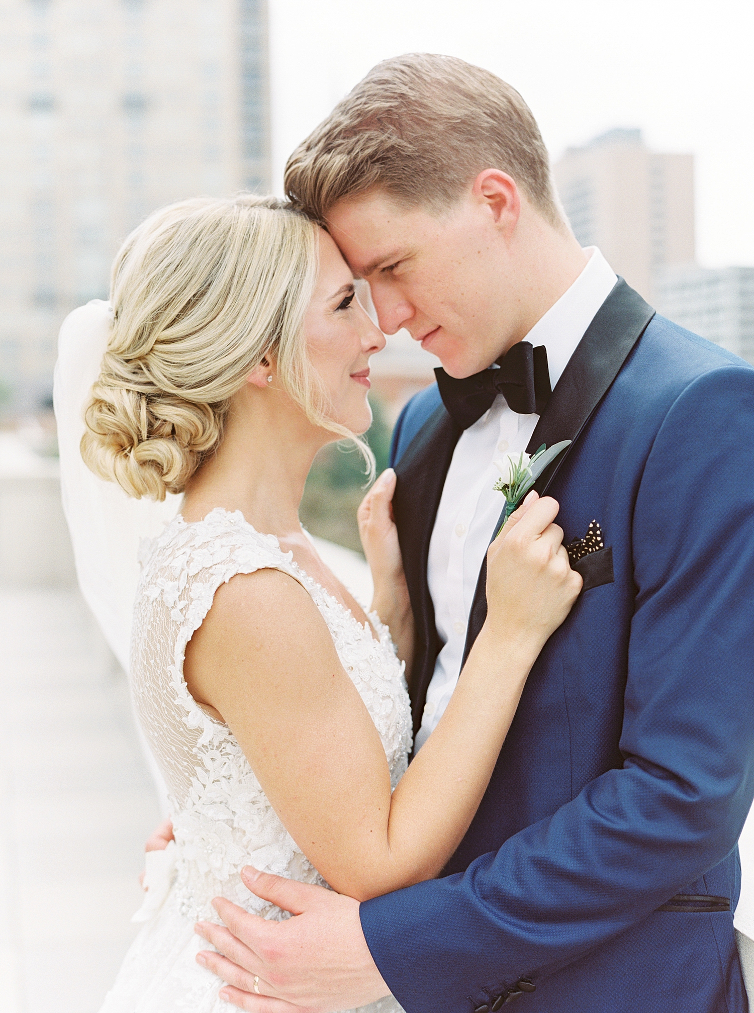 Le Chateau New York Film Wedding Photographer, Summer Garden Wedding, Callie Manion Photography, Philadelphia Wedding Photographer