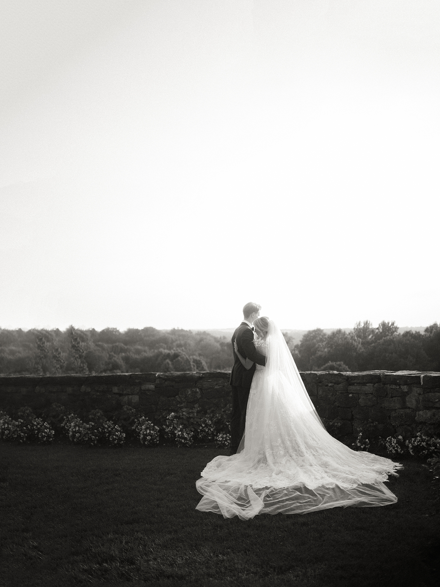 Le Chateau New York Film Wedding Photographer, Summer Garden Wedding, Callie Manion Photography, Philadelphia Wedding Photographer