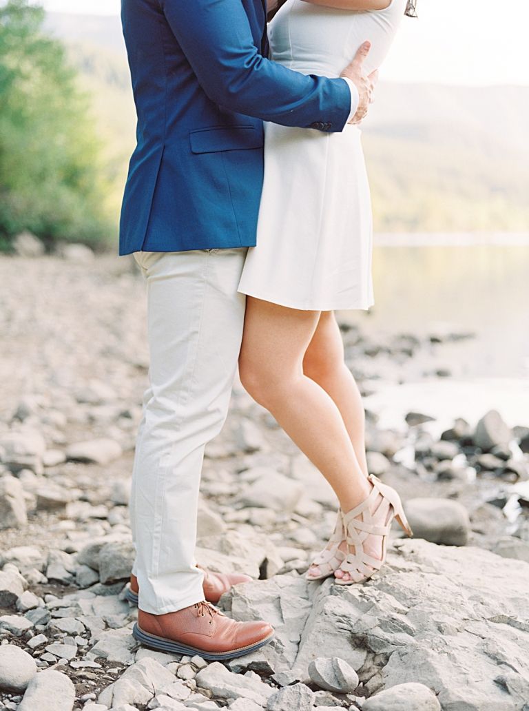 Rattlesnake Ridge Engagements, Seattle Wedding Photographer, Callie Manion Photography, www.calliemanionphotography.com